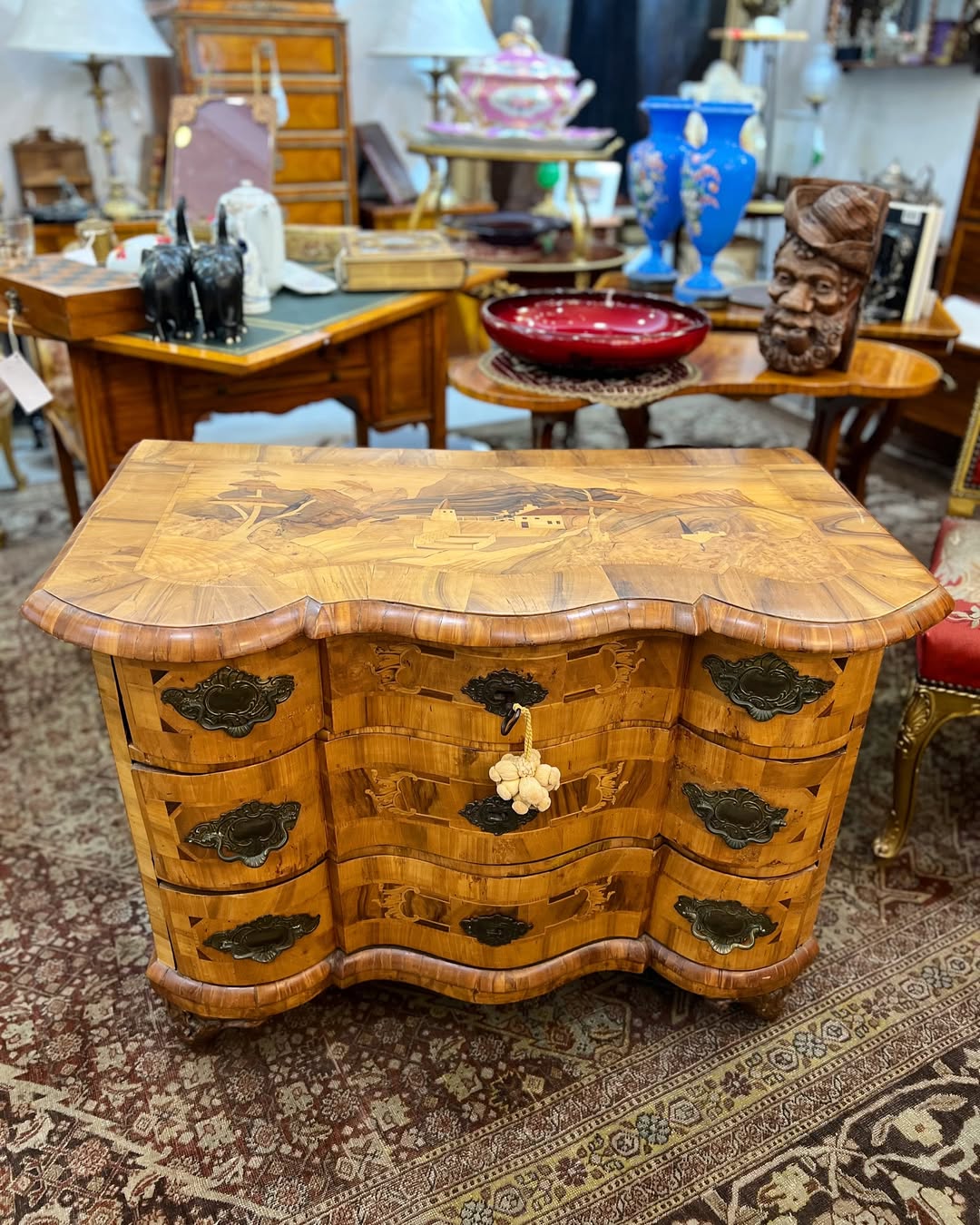 Cómoda italiana del siglo XIX - Imagen 5