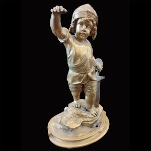 Niño Guerrero de bronce Francés
